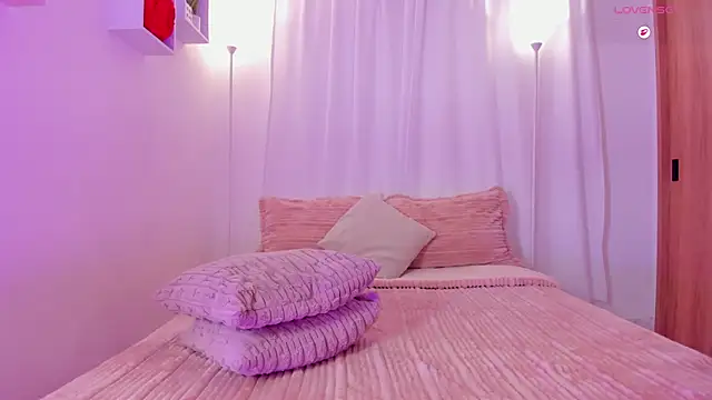 Aishapeyton_ webcam