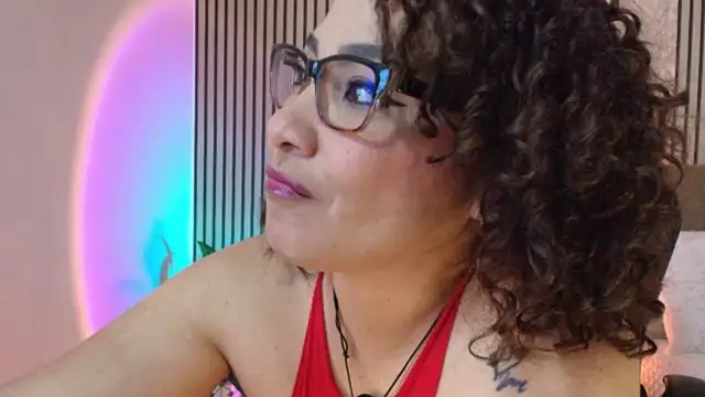 JuliRamirez webcam