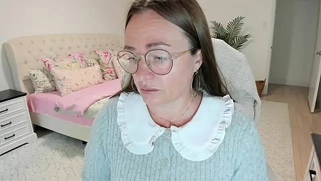 Vika73 webcam