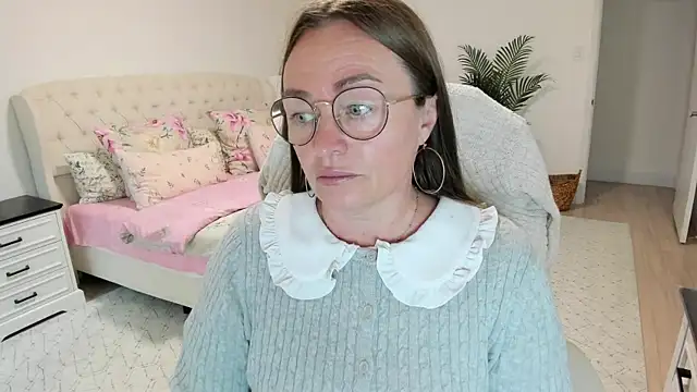 Vika73 webcam