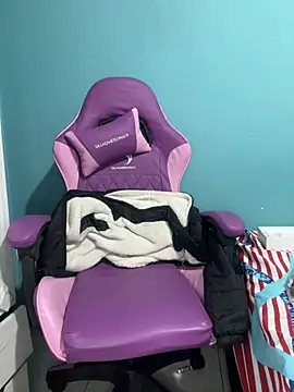 April_Becker webcam