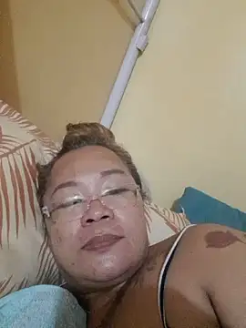 loriepinay46 webcam
