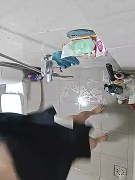 BotDamBigAss Live Web Cam Show