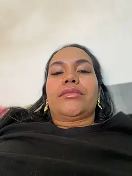 NoahJade webcam