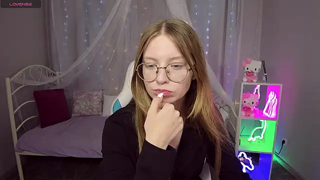 MaryVance webcam