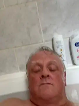 bigbadjon69 (M grandpa) - Finger my ass