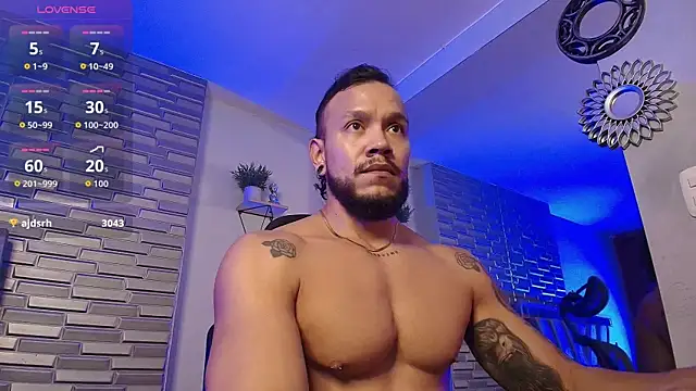 ARON_TAYLER01 webcam
