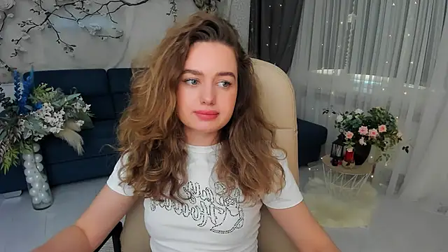 MiracleCurly webcam