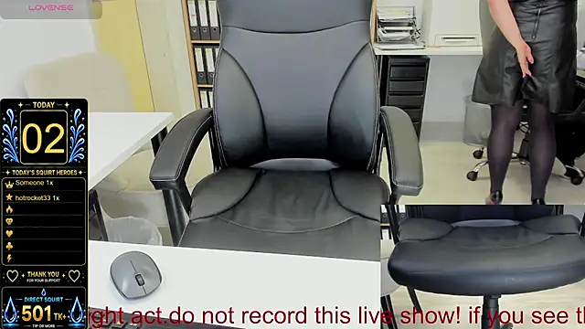 squirt_milf_viktoria Live Web Cam Show