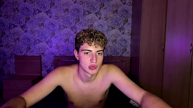 AlfredSweet webcam