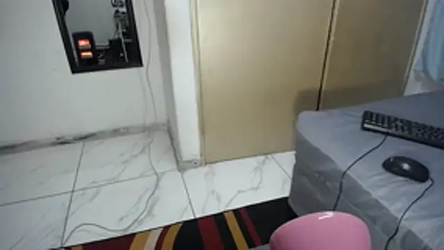 BootySoYummyX webcam