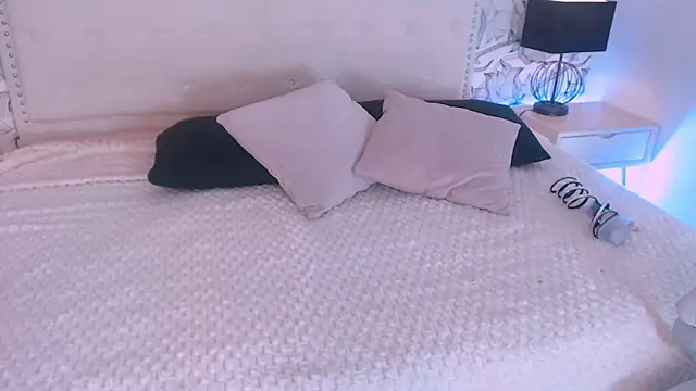 Venusandrea29 webcam