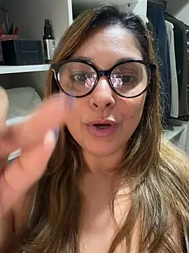 Mariiii_morena webcam