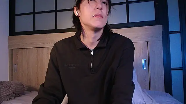 Daphne_and_Roger_ webcam