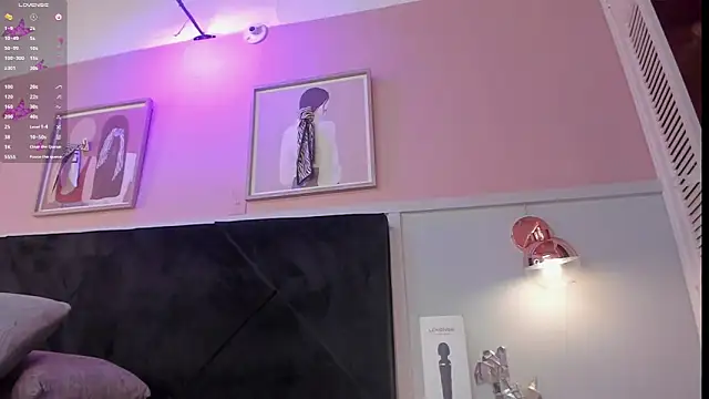 elodie_walker webcam