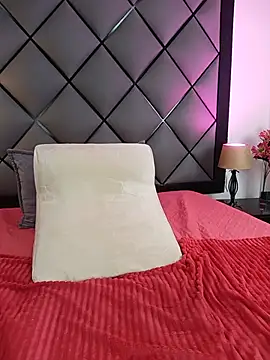 ELLA_KELLY webcam