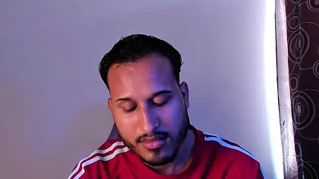 SubmissiveHorny webcam