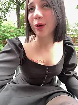YourLittleDevil webcam