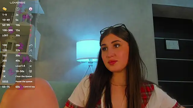 Emily_Lews webcam