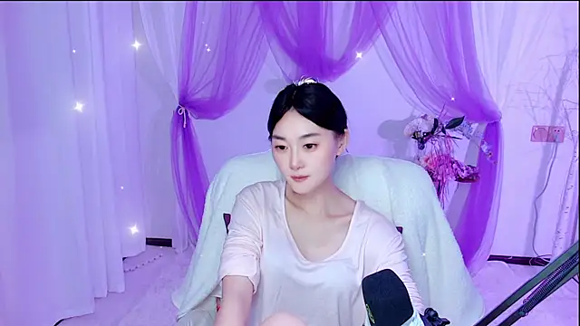 Tili_Lucky webcam