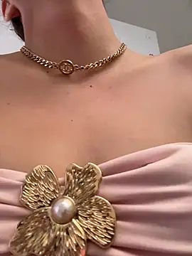 MegaanRouse_ webcam