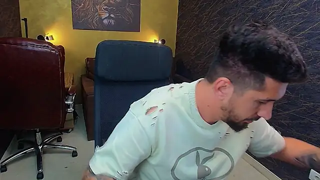 LoganStroud webcam