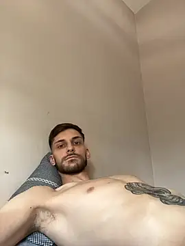 skinnytwink2008 webcam