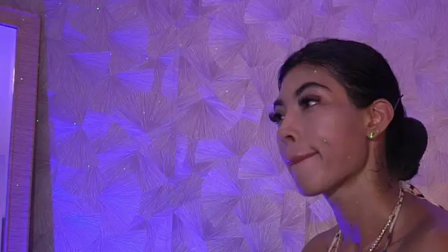 KalaBeckett_ live cam on StripChat
