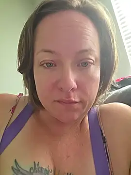 julimonroe webcam