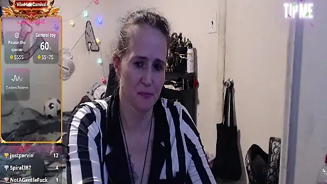 Demonicmiss webcam