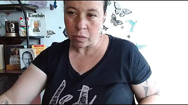 LauraMallioni webcam