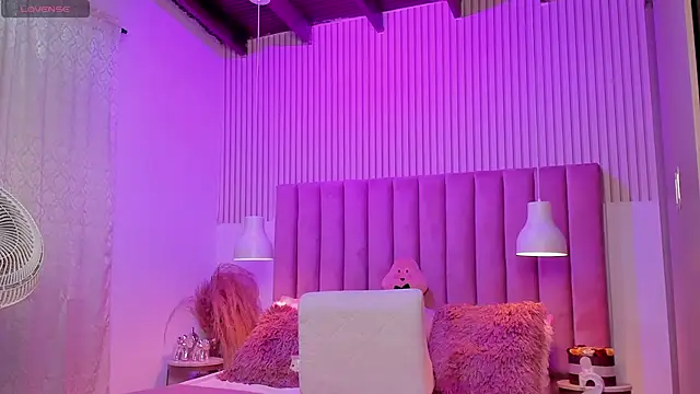 ScarlettDreamss7 webcam