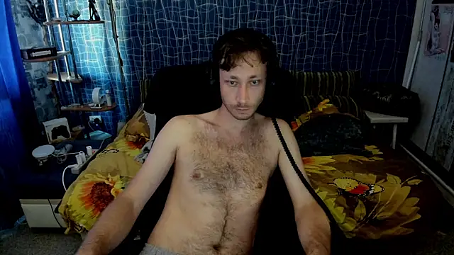 CuteBoy228 webcam