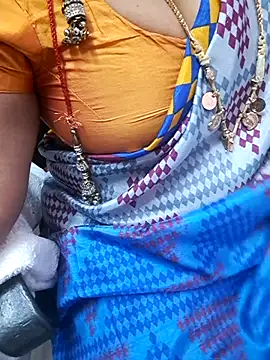 Tamil_Ammani webcam