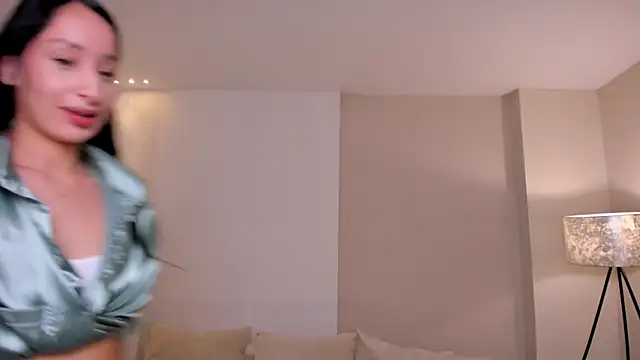 AmaraDivine webcam