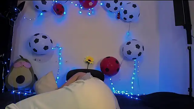 HeyAmaraa webcam