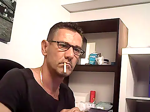 mastercharisma35 webcam