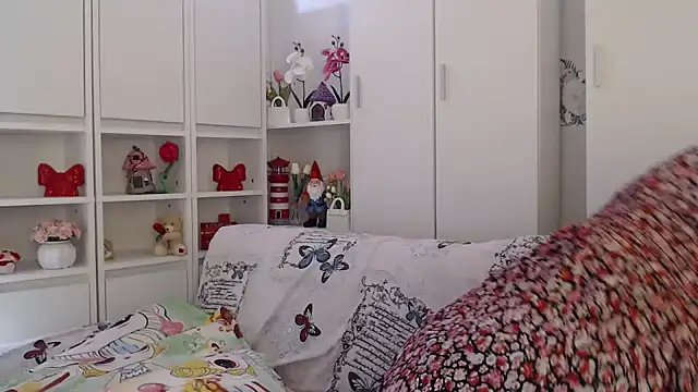_karolynesyera_ - _karolynesyera_'s free webcam - UK Sex Cams