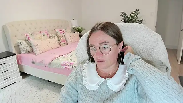 Vika73 webcam