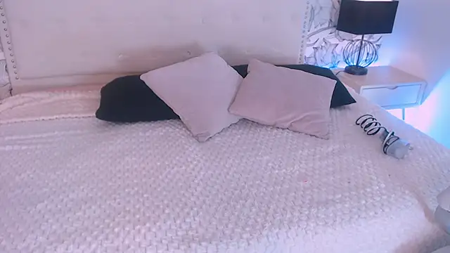 Venusandrea29 webcam