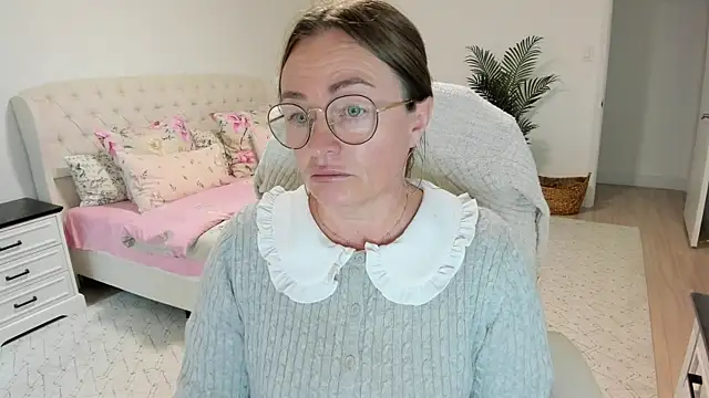 Vika73 webcam