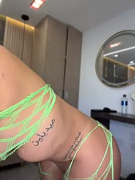 emily-Hornyy webcam