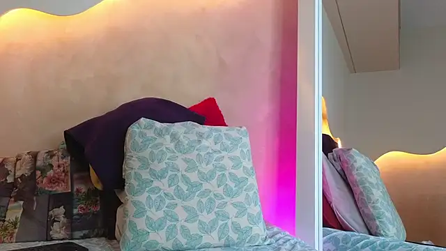 GingerMoon_ webcam