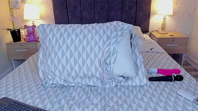 Emilly_Beaumont webcam