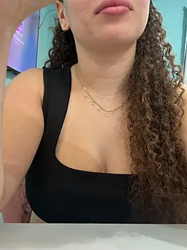 paola_oliveira webcam