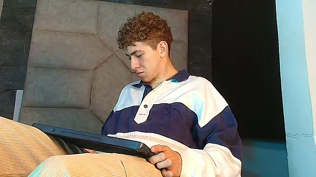 Tyler_Mcrey webcam