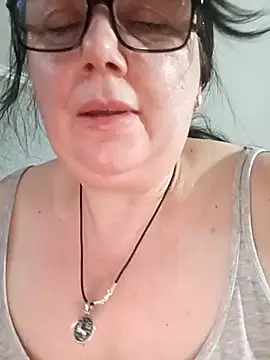 MariSwan222 webcam