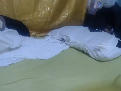 Sexxy-skinny webcam