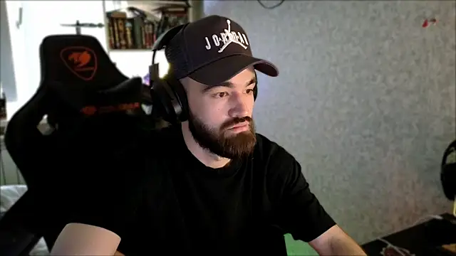 Sala de chat en directo de _Serious_Man