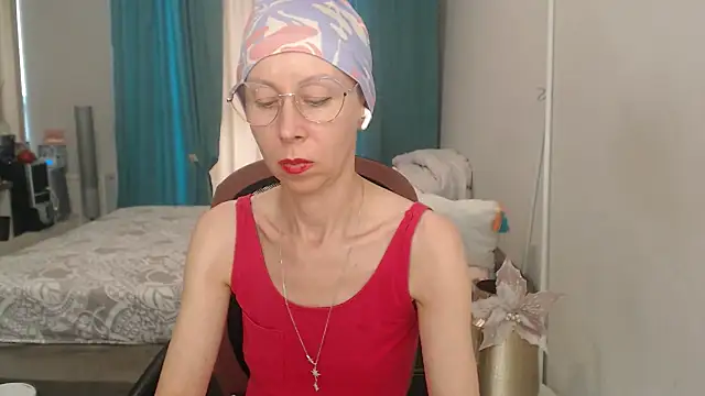 LuxuryNika webcam